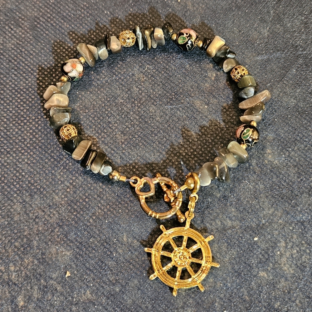 Elegant Black Beaded Bracelet.  Black Chips, Cloisonne Beads.